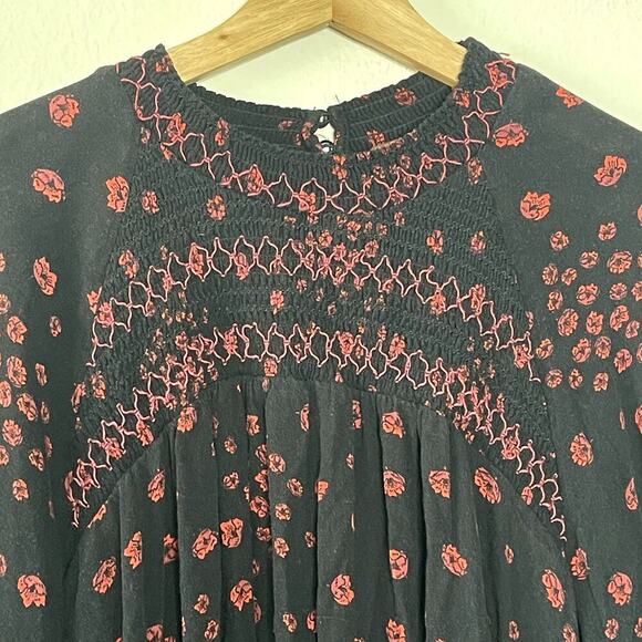 FREE PEOPLE FLOWER'S IN HER HAIR TUNIC TOP SIZE L - Picture 3 of 10